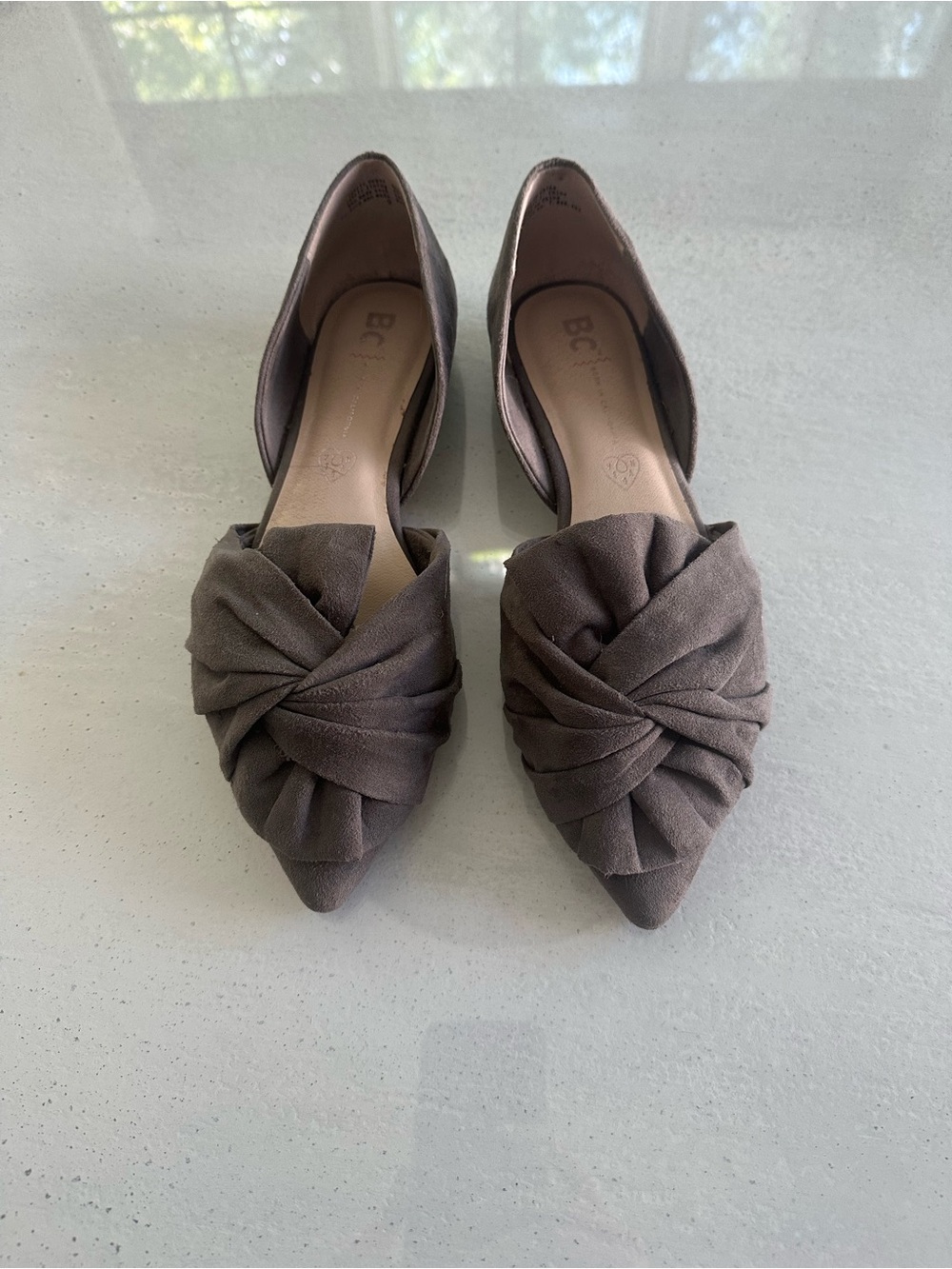 BC Footwear Women's Knotted Pointed D'Orsay Flat